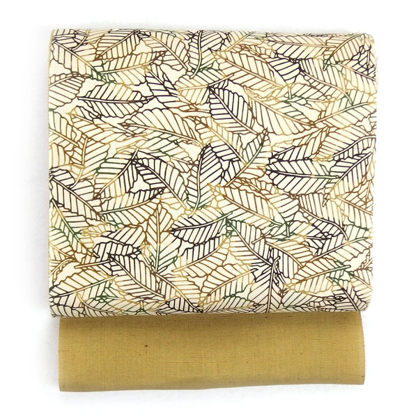 武村小平さんの型染め帯、久米島紬に合わせて