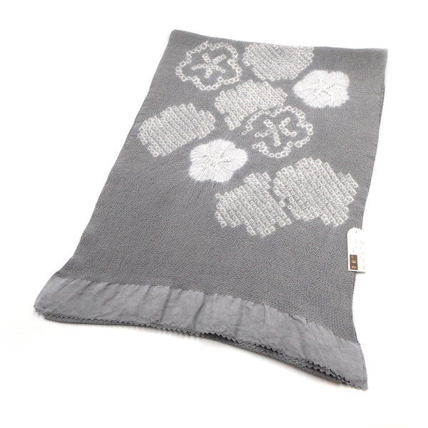 衿秀 疋田と梅絞りの帯揚げ