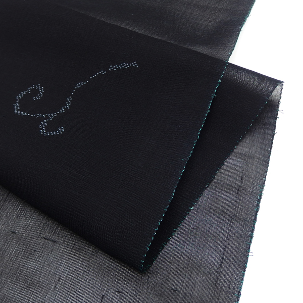 中田屋織物 「玉駒上布 着尺」 本場夏塩沢 墨色地に薄藍の飛び柄