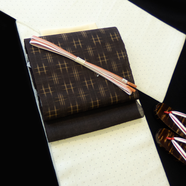 織田工房 小千谷縮（本麻・オーガニックラミー糸） 着尺 / 蚊絣 鳥の子色 (クリーム)