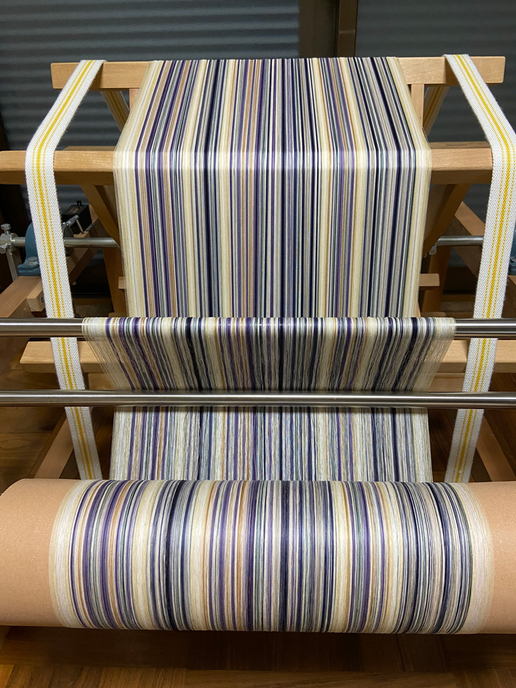 遠藤聡子 別注 小倉織帯地「紫陽花」の製作中写真