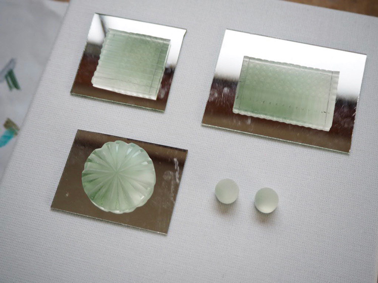 古川莉恵さんに別注した帯留めとピアスの制作中写真_002