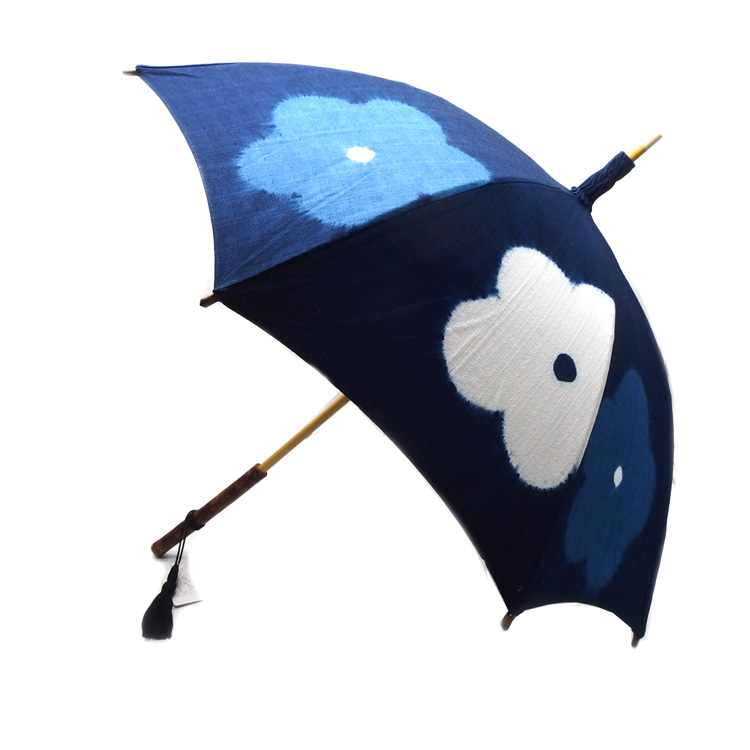 平敷慶彦(琉球藍染工房) 琉球藍染の日傘 「二色花」 濃藍に白と藍色